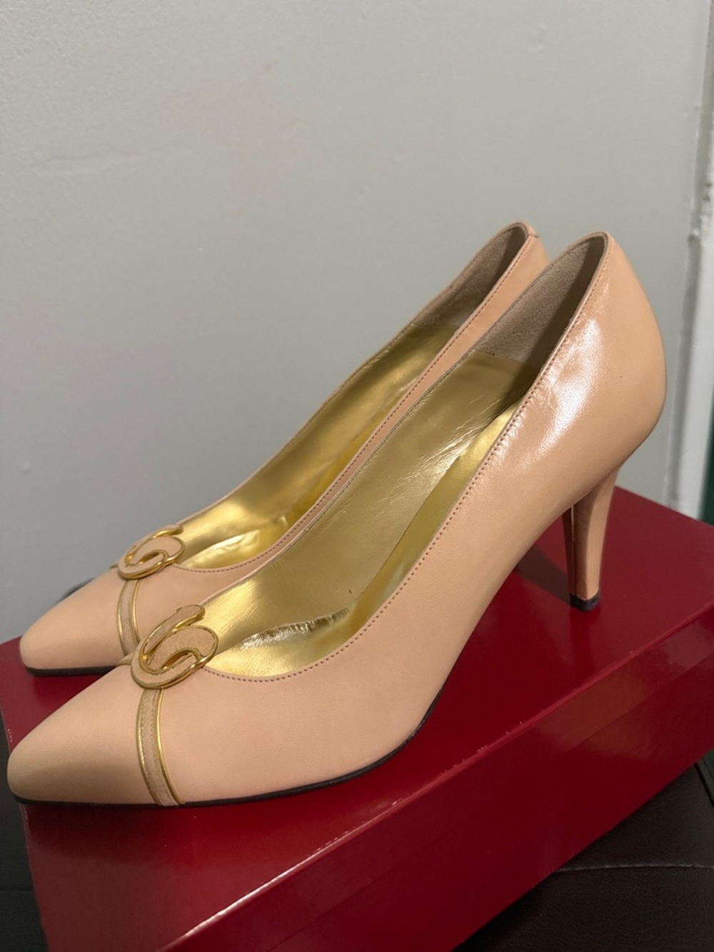Bally Blush Pink Pointed Toe Pumps with Gold Logo Trim - Picture 2 of 6